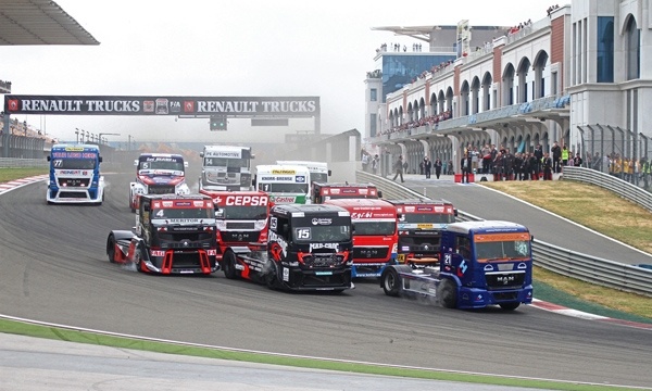 Istanbul Truck Racing