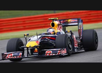 Silverstone'de zafer Vettel'in oldu